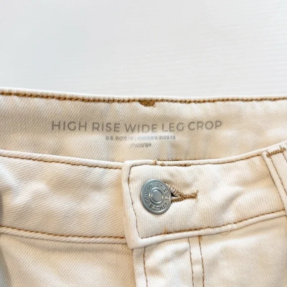 High Rise Wide Leg Cropped Cream Jeans  - Chico's (10/1.5 - Picture 6 of 15